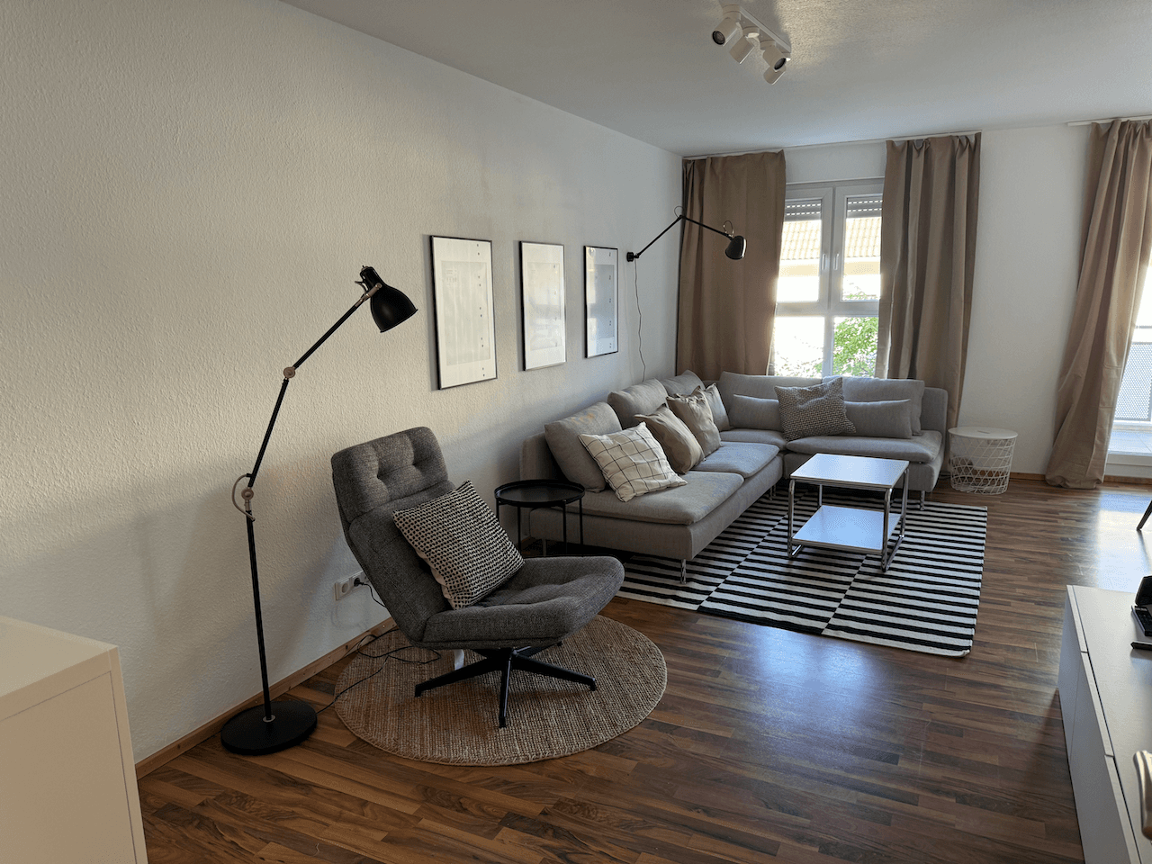 Pronájem bytu 2+1 68 m², Oberurseler Weg 3, Frankfurt, Hessen Pronájem bytu 2+1 68 m², Oberurseler Weg 3, Frankfurt, Hessen