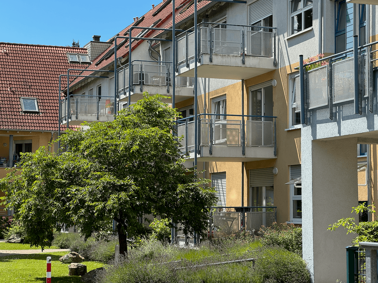 Pronájem bytu 2+1 68 m², Oberurseler Weg 3, Frankfurt, Hessen Pronájem bytu 2+1 68 m², Oberurseler Weg 3, Frankfurt, Hessen