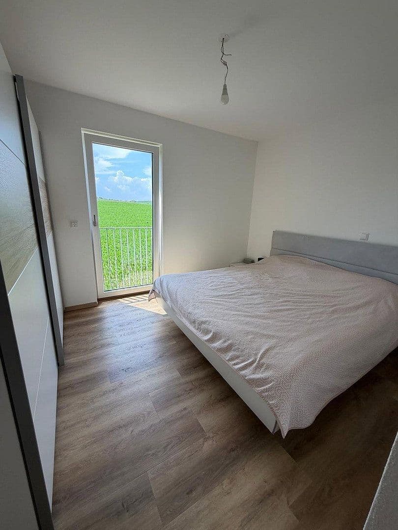 Pronájem bytu 3+kk 102 m², Boschstraße 3, Heldenstein, Bavorsko Pronájem bytu 3+kk 102 m², Boschstraße 3, Heldenstein, Bavorsko
