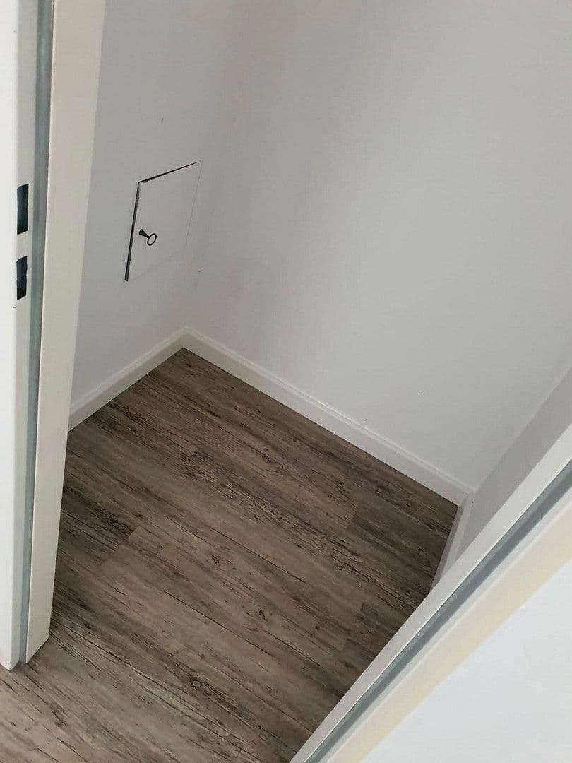 Pronájem bytu 2+1 70 m², Hirschweg 32, Ludwigsfelde, Braniborsko Pronájem bytu 2+1 70 m², Hirschweg 32, Ludwigsfelde, Braniborsko