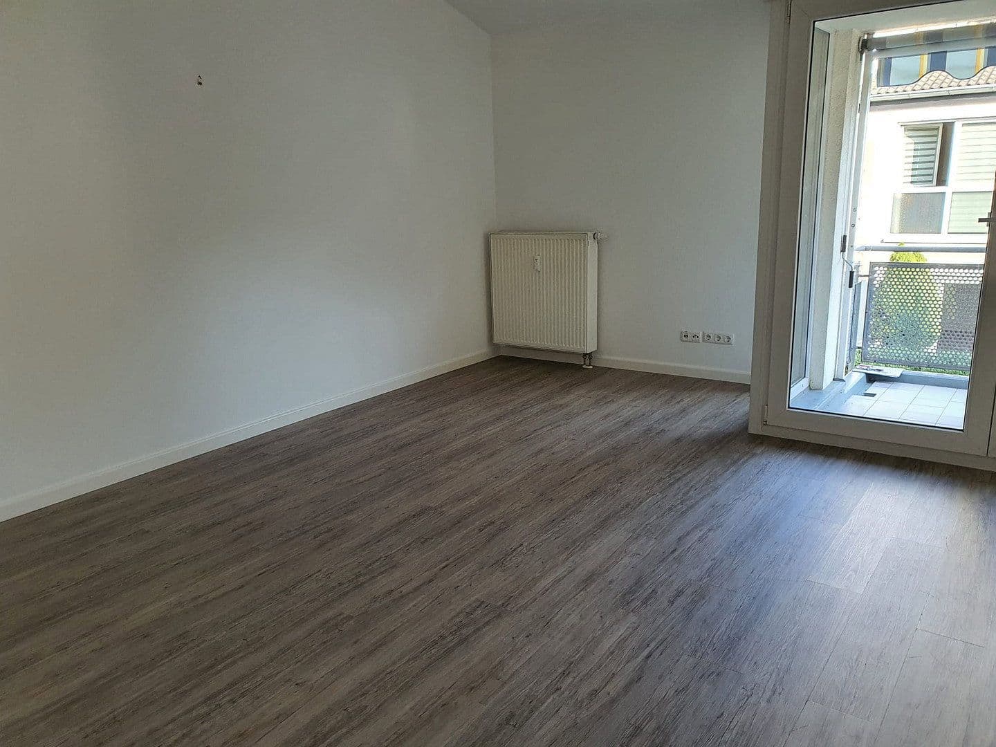 Pronájem bytu 2+1 70 m², Hirschweg 32, Ludwigsfelde, Braniborsko Pronájem bytu 2+1 70 m², Hirschweg 32, Ludwigsfelde, Braniborsko