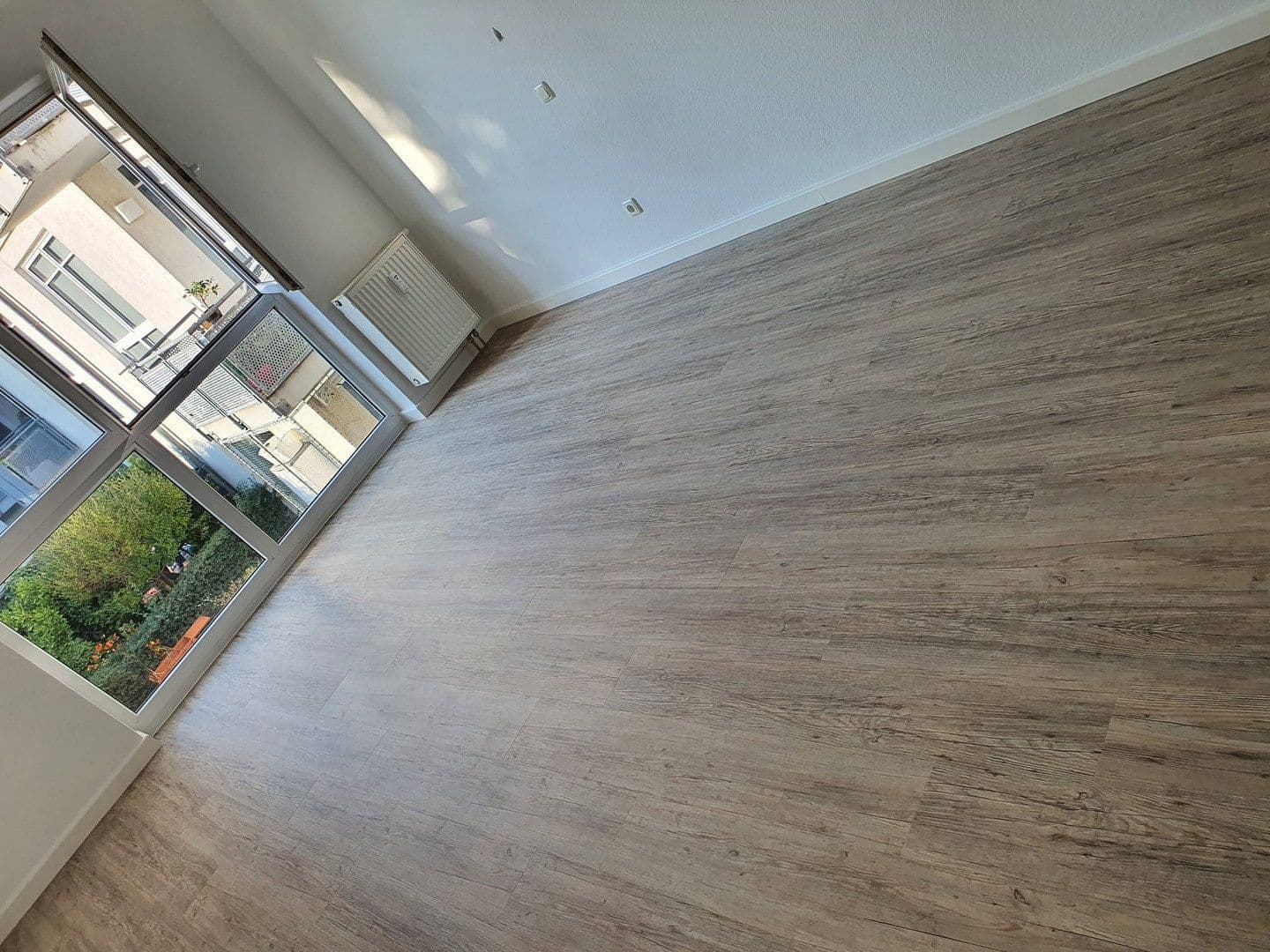Pronájem bytu 2+1 70 m², Hirschweg 32, Ludwigsfelde, Braniborsko Pronájem bytu 2+1 70 m², Hirschweg 32, Ludwigsfelde, Braniborsko