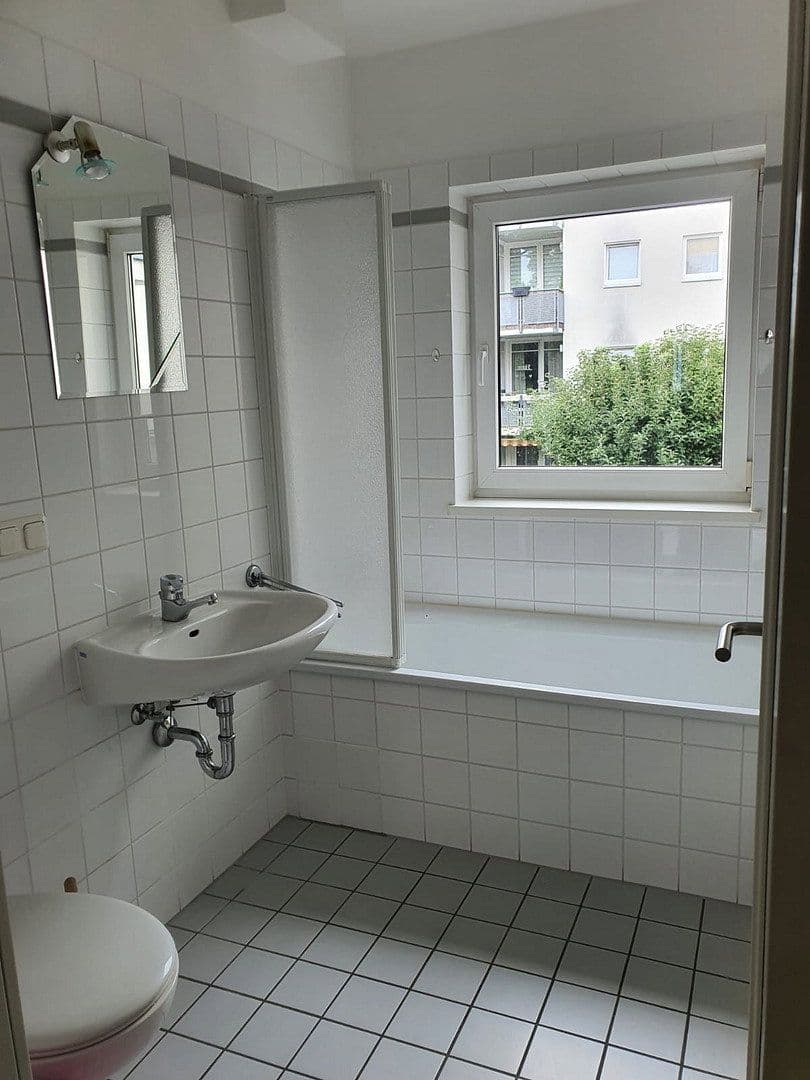 Pronájem bytu 2+1 70 m², Hirschweg 32, Ludwigsfelde, Braniborsko Pronájem bytu 2+1 70 m², Hirschweg 32, Ludwigsfelde, Braniborsko