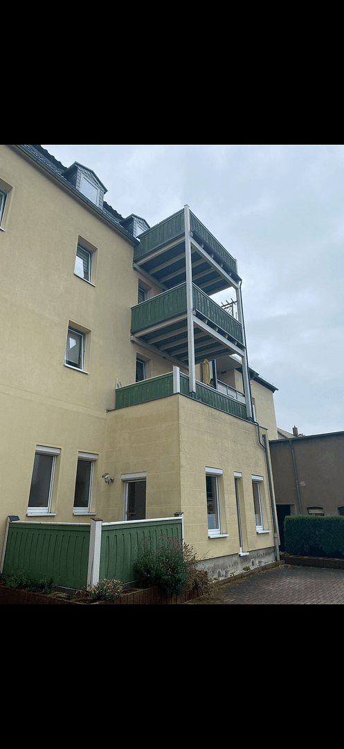 Pronájem bytu 3+1 95 m², Rousseaustr. 17, Starohrad, Durynsko Pronájem bytu 3+1 95 m², Rousseaustr. 17, Starohrad, Durynsko