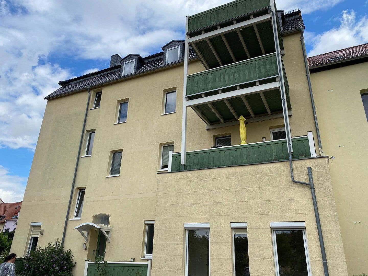 Pronájem bytu 3+1 95 m², Rousseaustr. 17, Starohrad, Durynsko Pronájem bytu 3+1 95 m², Rousseaustr. 17, Starohrad, Durynsko
