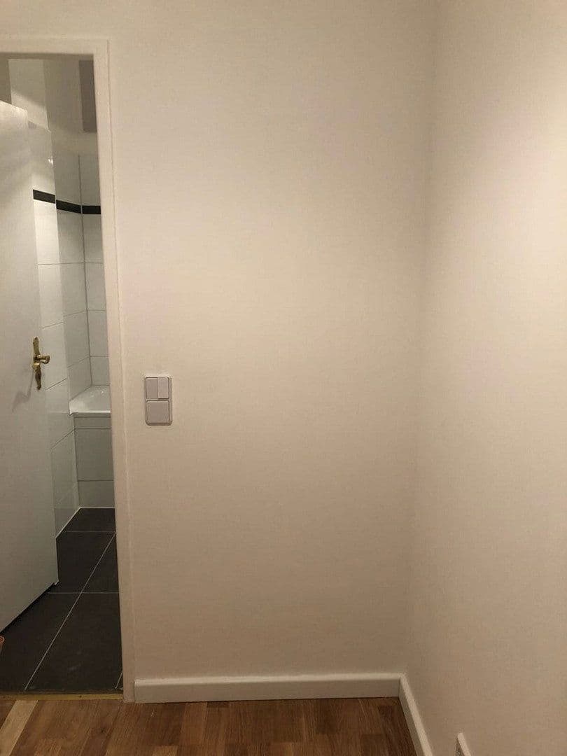 Pronájem bytu 1+1 43 m², Britzer Damm 50, Berlin, Berlín Pronájem bytu 1+1 43 m², Britzer Damm 50, Berlin, Berlín