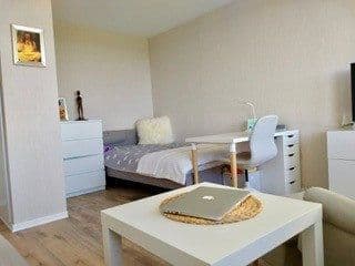 Pronájem bytu 1+1 32 m², Haunstetterstrasse 95, Augsburg, Bavorsko Pronájem bytu 1+1 32 m², Haunstetterstrasse 95, Augsburg, Bavorsko