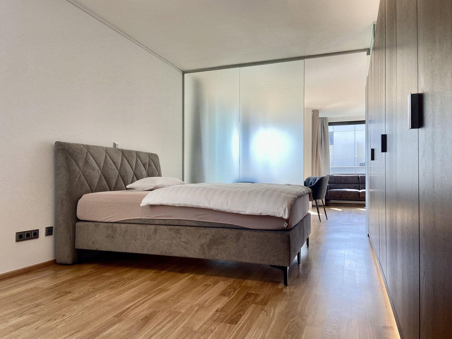 Pronájem bytu 2+1 65 m², Stephanstrasse 18, Frankfurt am Main, Hessen Pronájem bytu 2+1 65 m², Stephanstrasse 18, Frankfurt am Main, Hessen