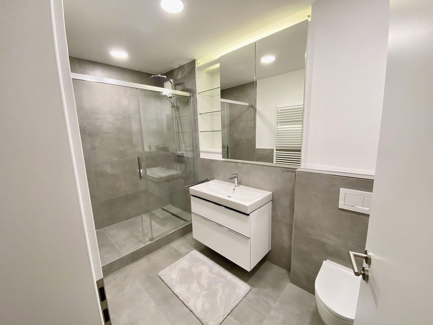 Pronájem bytu 2+1 65 m², Stephanstrasse 18, Frankfurt am Main, Hessen Pronájem bytu 2+1 65 m², Stephanstrasse 18, Frankfurt am Main, Hessen