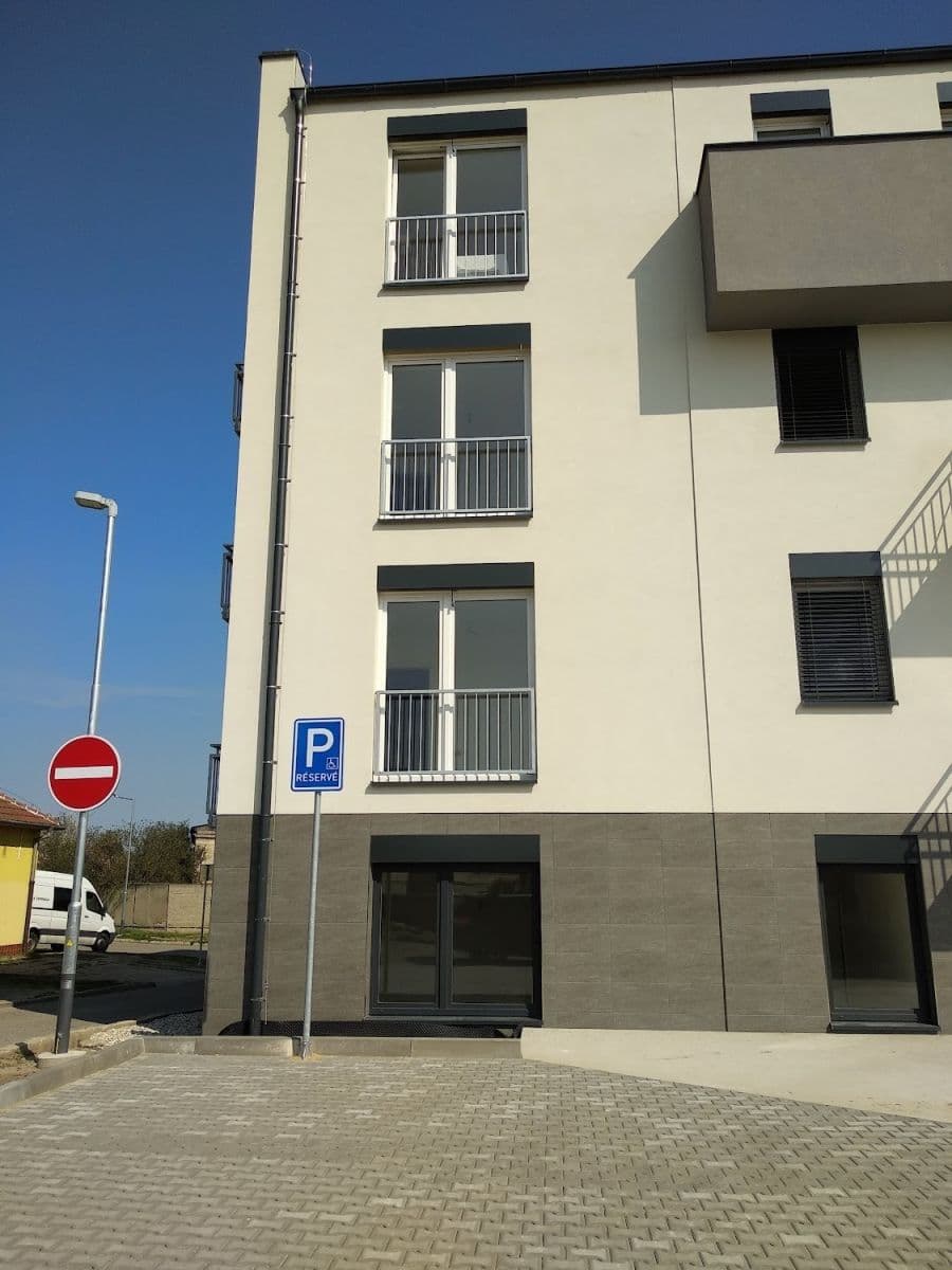 Prodej bytu 2+kk 45 m², Za Dvorem, Velké Pavlovice, Jihomoravský kraj Prodej bytu 2+kk 45 m², Za Dvorem, Velké Pavlovice, Jihomoravský kraj