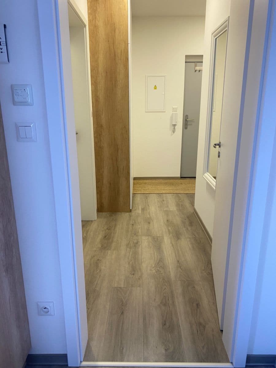 Prodej bytu 2+kk 45 m², Za Dvorem, Velké Pavlovice, Jihomoravský kraj Prodej bytu 2+kk 45 m², Za Dvorem, Velké Pavlovice, Jihomoravský kraj