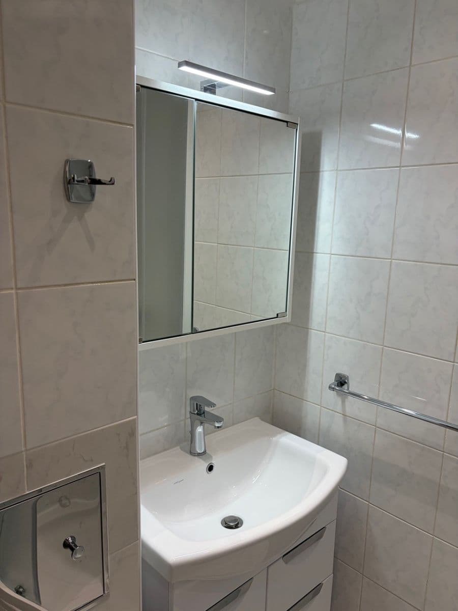 Pronájem bytu 1+kk 25 m², Žateckých, Praha, Praha Pronájem bytu 1+kk 25 m², Žateckých, Praha, Praha