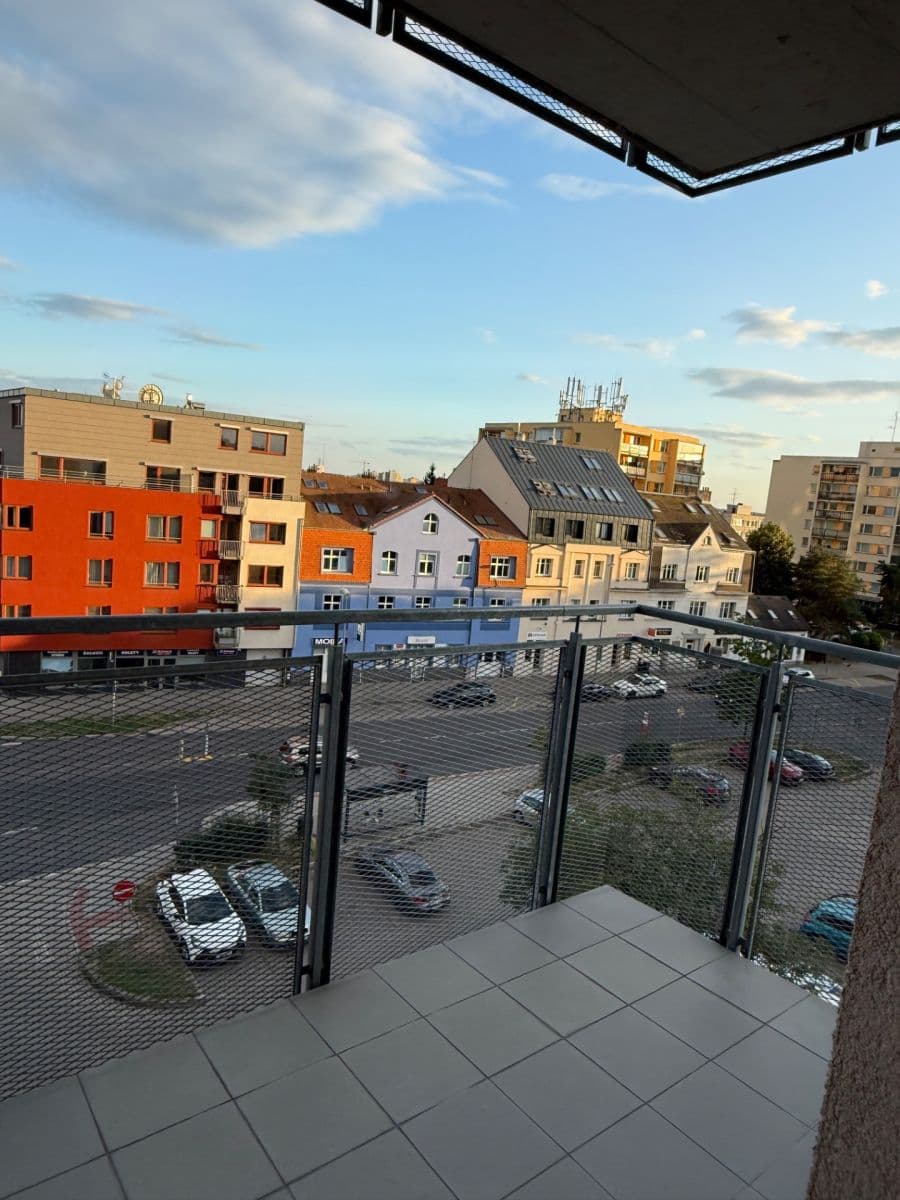Pronájem bytu 1+kk 45 m², Panuškova, Praha, Praha Pronájem bytu 1+kk 45 m², Panuškova, Praha, Praha