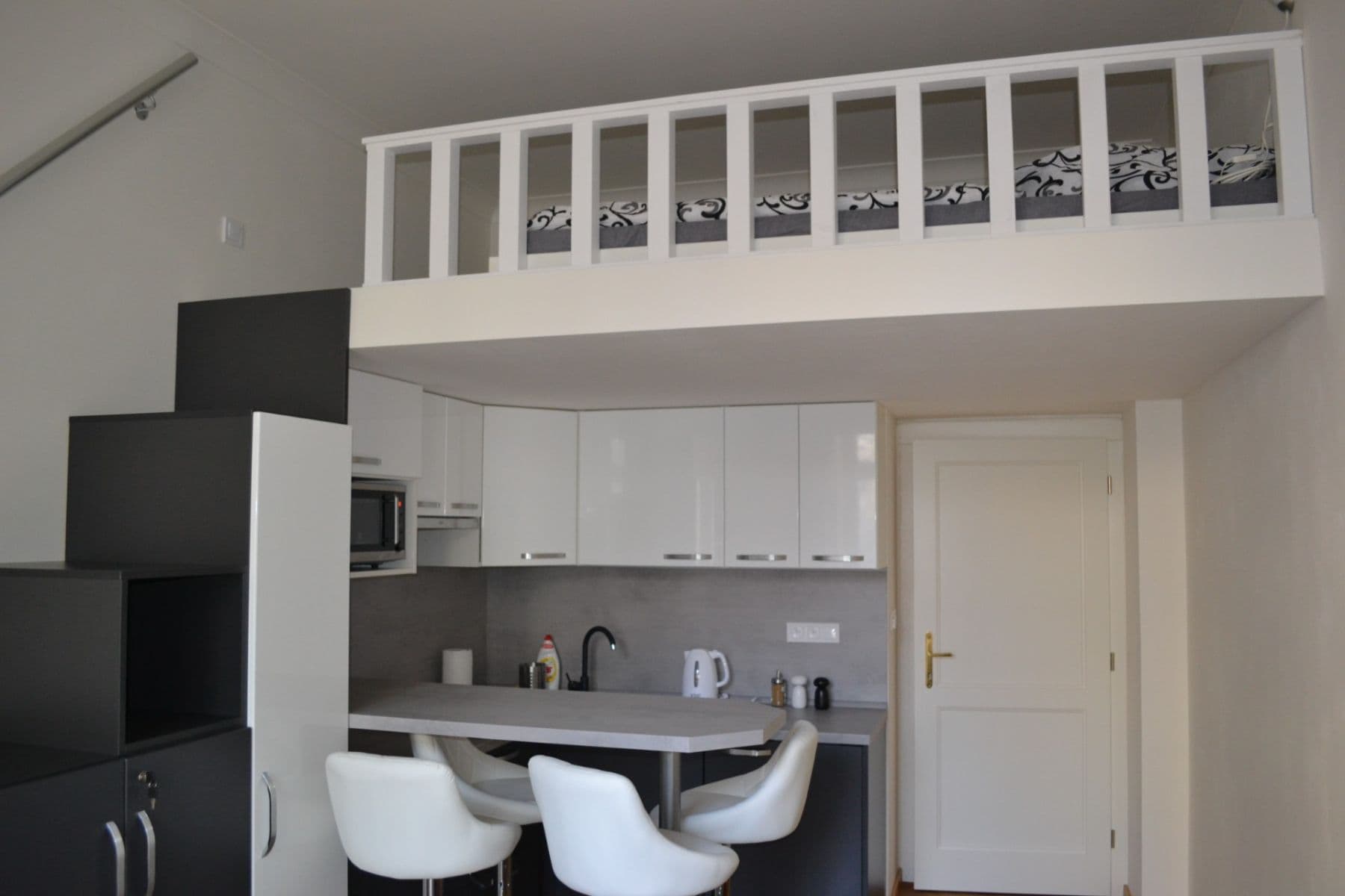 Pronájem bytu 1+kk 28 m², Ovenecká, Praha, Praha Pronájem bytu 1+kk 28 m², Ovenecká, Praha, Praha
