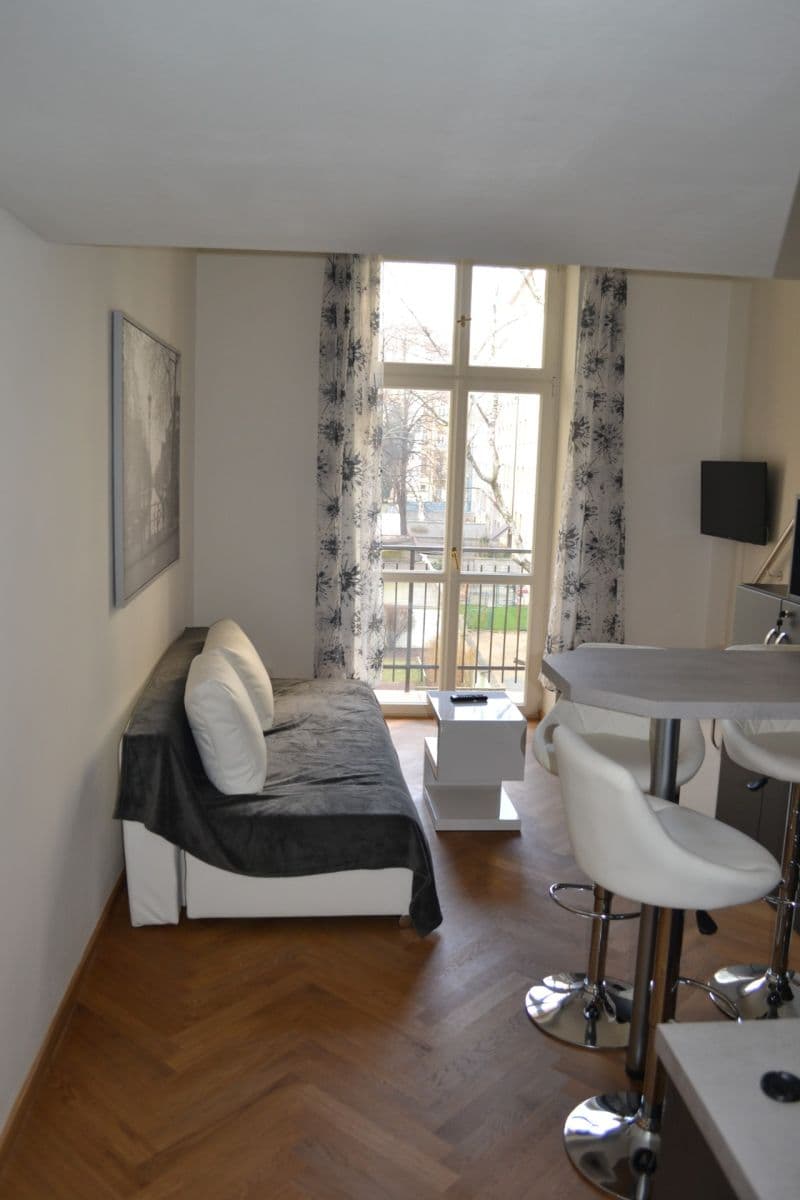 Pronájem bytu 1+kk 28 m², Ovenecká, Praha, Praha Pronájem bytu 1+kk 28 m², Ovenecká, Praha, Praha