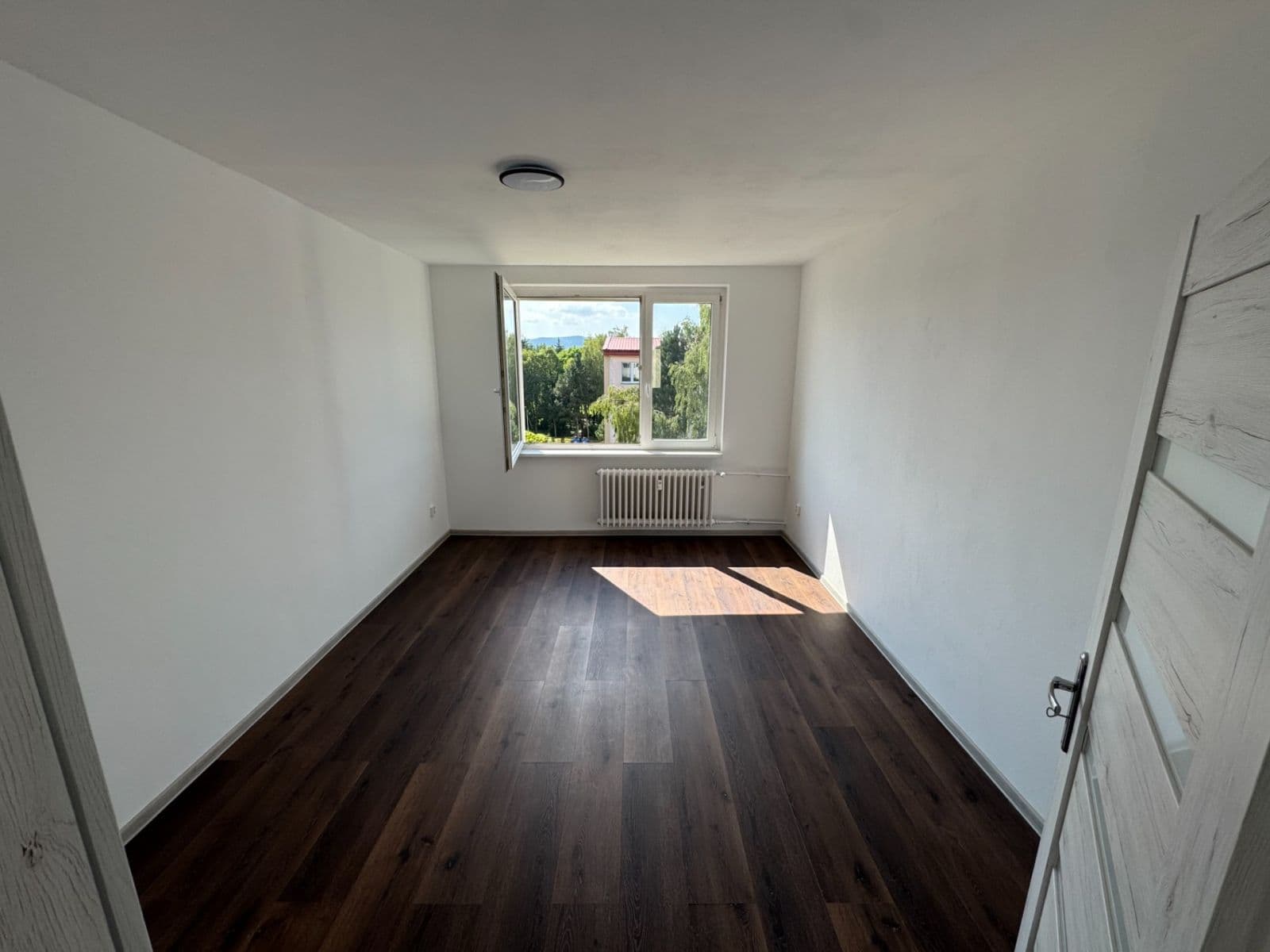 Prodej bytu 3+1 65 m², Dlouhá, Horní Slavkov, Karlovarský kraj Prodej bytu 3+1 65 m², Dlouhá, Horní Slavkov, Karlovarský kraj