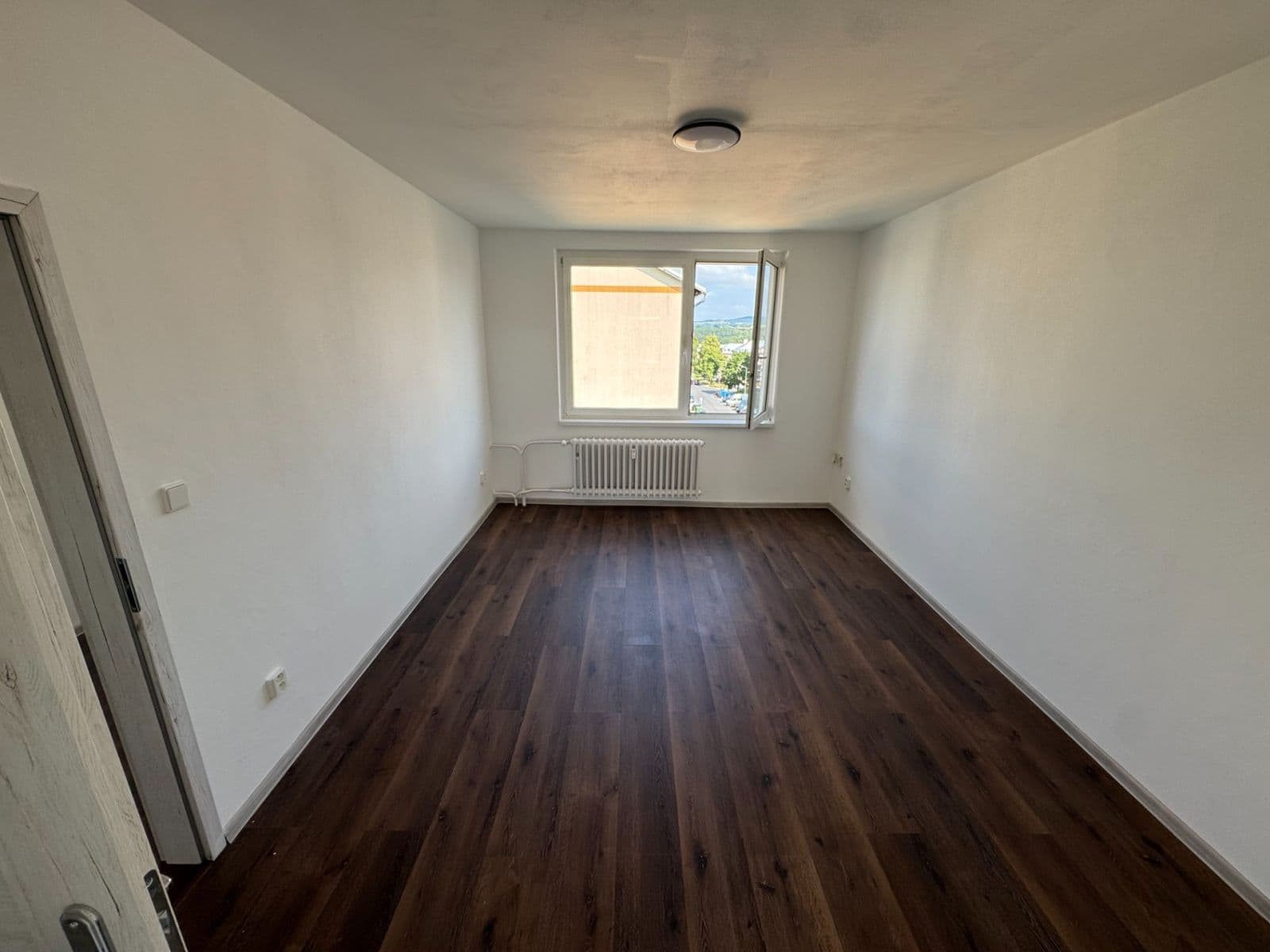 Prodej bytu 3+1 65 m², Dlouhá, Horní Slavkov, Karlovarský kraj Prodej bytu 3+1 65 m², Dlouhá, Horní Slavkov, Karlovarský kraj