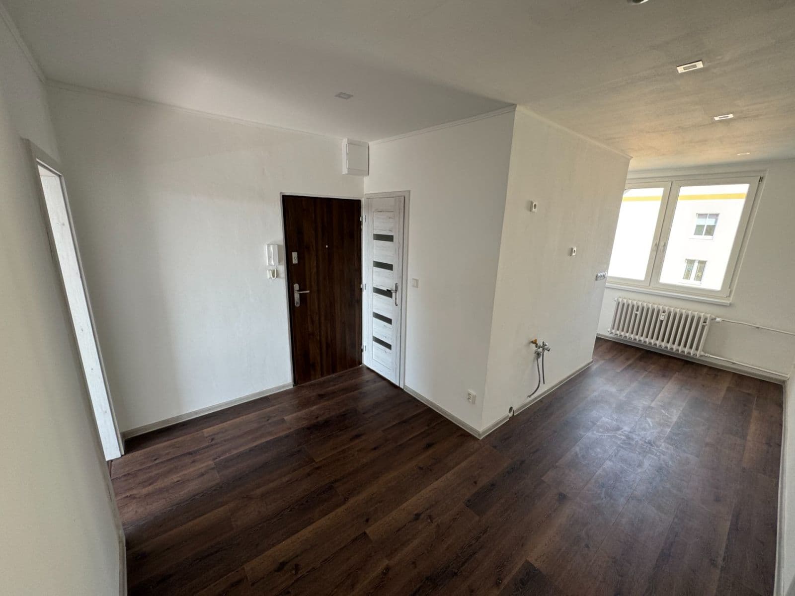 Prodej bytu 3+1 65 m², Dlouhá, Horní Slavkov, Karlovarský kraj Prodej bytu 3+1 65 m², Dlouhá, Horní Slavkov, Karlovarský kraj
