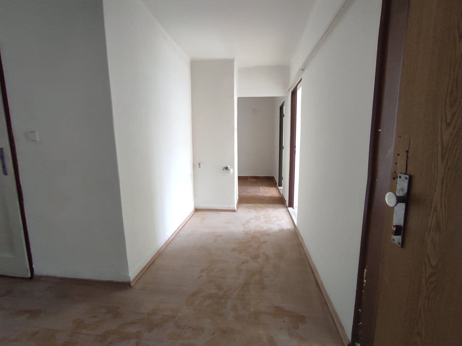 Pronájem bytu 2+1 53 m², nám. Budovatelů, Karviná, Moravskoslezský kraj Pronájem bytu 2+1 53 m², nám. Budovatelů, Karviná, Moravskoslezský kraj