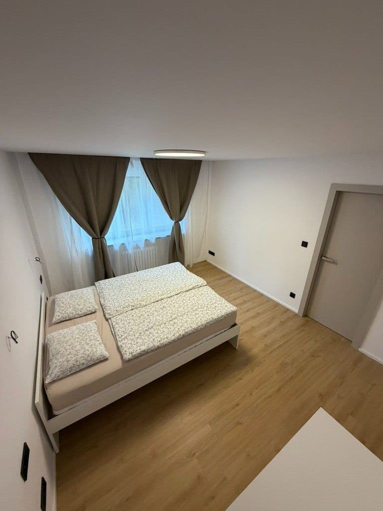 Prodej bytu 2+kk 54 m², Vodárenská, Kladno, Středočeský kraj Prodej bytu 2+kk 54 m², Vodárenská, Kladno, Středočeský kraj