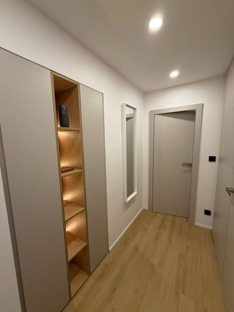 Prodej bytu 2+kk 54 m², Vodárenská, Kladno, Středočeský kraj Prodej bytu 2+kk 54 m², Vodárenská, Kladno, Středočeský kraj