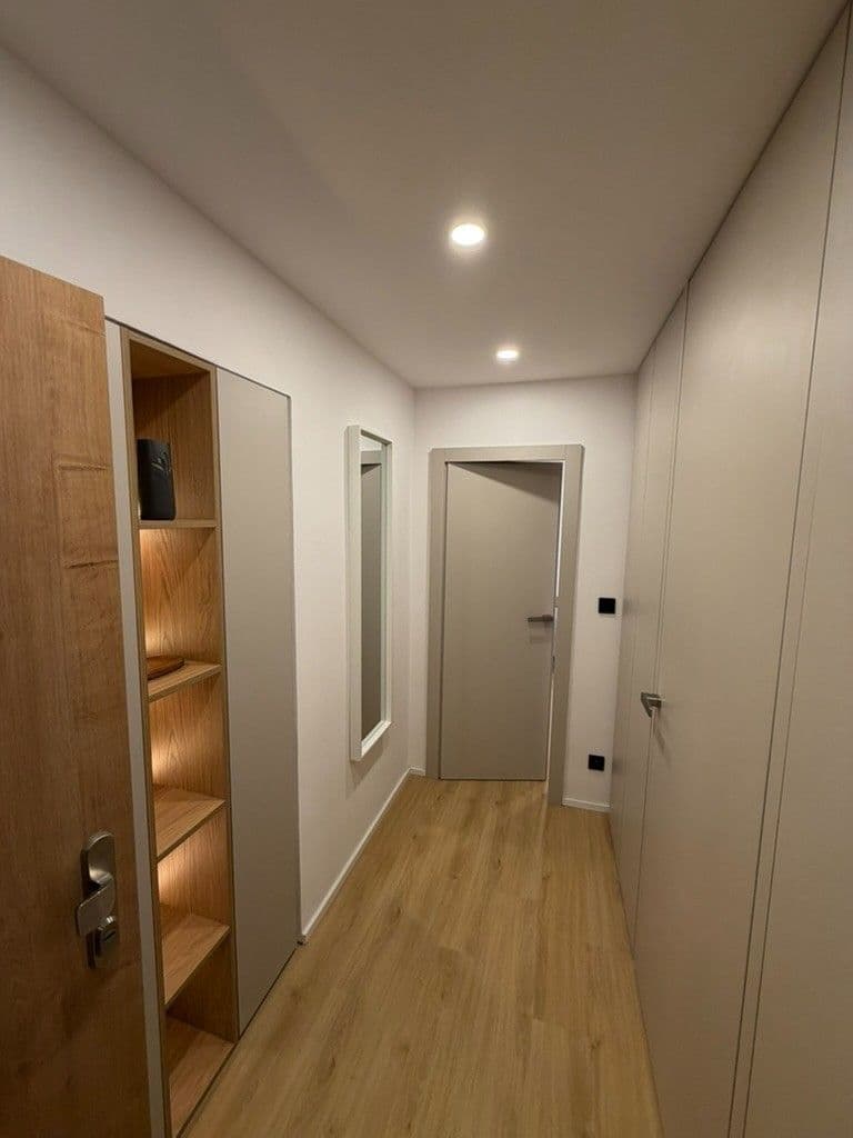 Prodej bytu 2+kk 54 m², Vodárenská, Kladno, Středočeský kraj Prodej bytu 2+kk 54 m², Vodárenská, Kladno, Středočeský kraj