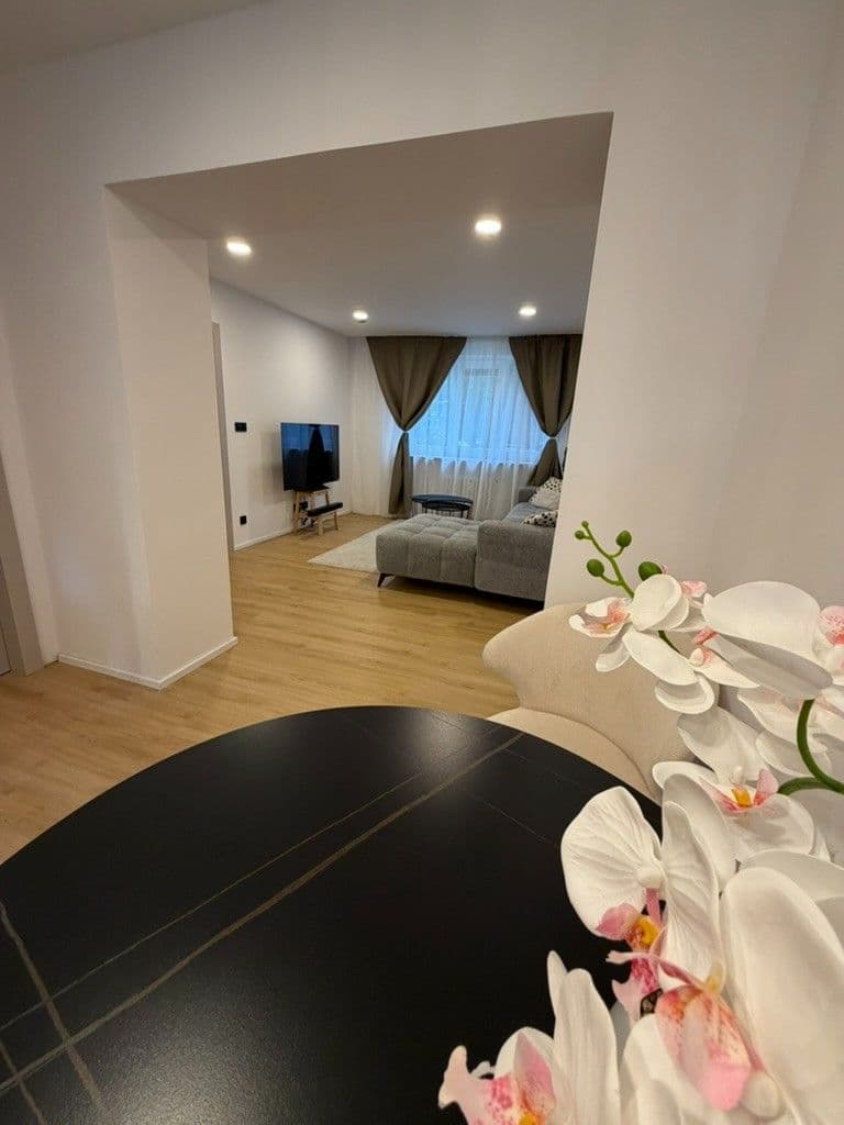 Prodej bytu 2+kk 54 m², Vodárenská, Kladno, Středočeský kraj Prodej bytu 2+kk 54 m², Vodárenská, Kladno, Středočeský kraj