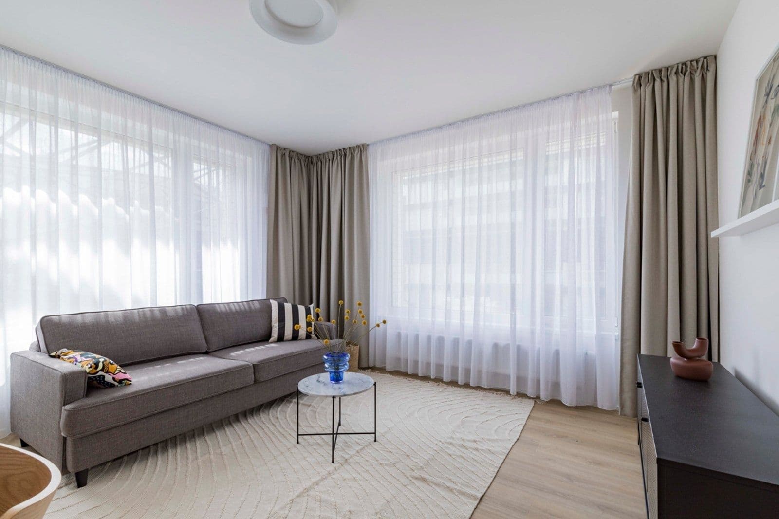 Pronájem bytu 2+1 60 m², U Pergamenky, Praha, Praha Pronájem bytu 2+1 60 m², U Pergamenky, Praha, Praha