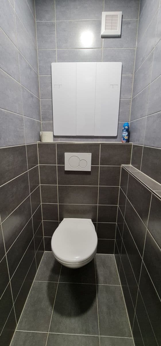Pronájem bytu 2+1 56 m², Sluneční, Česká Lípa, Liberecký kraj Pronájem bytu 2+1 56 m², Sluneční, Česká Lípa, Liberecký kraj