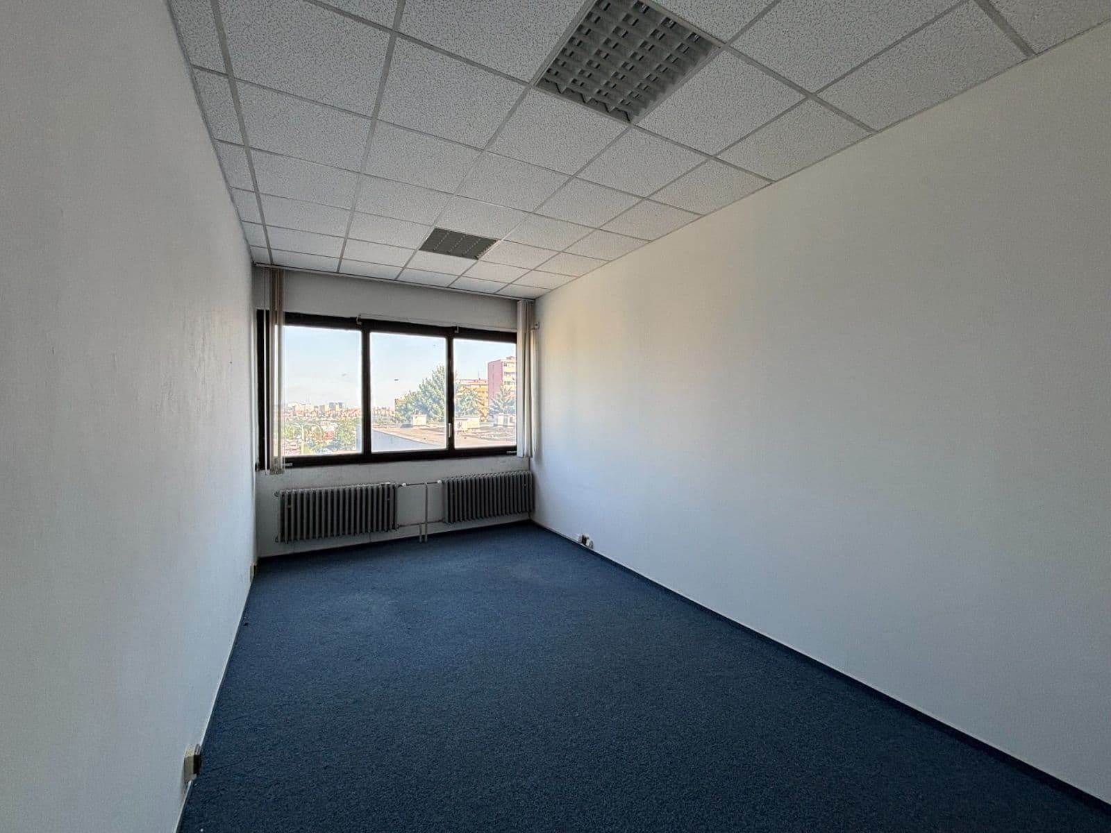 Pronájem kanceláře 20 m², Štúrova, Praha, Praha Pronájem kanceláře 20 m², Štúrova, Praha, Praha