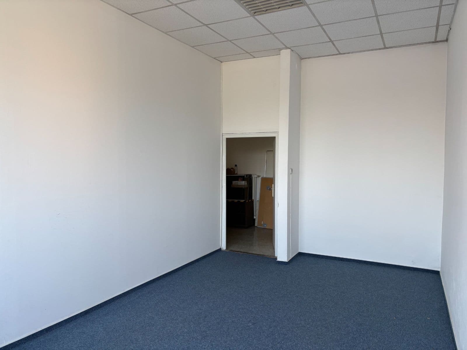 Pronájem kanceláře 20 m², Štúrova, Praha, Praha Pronájem kanceláře 20 m², Štúrova, Praha, Praha