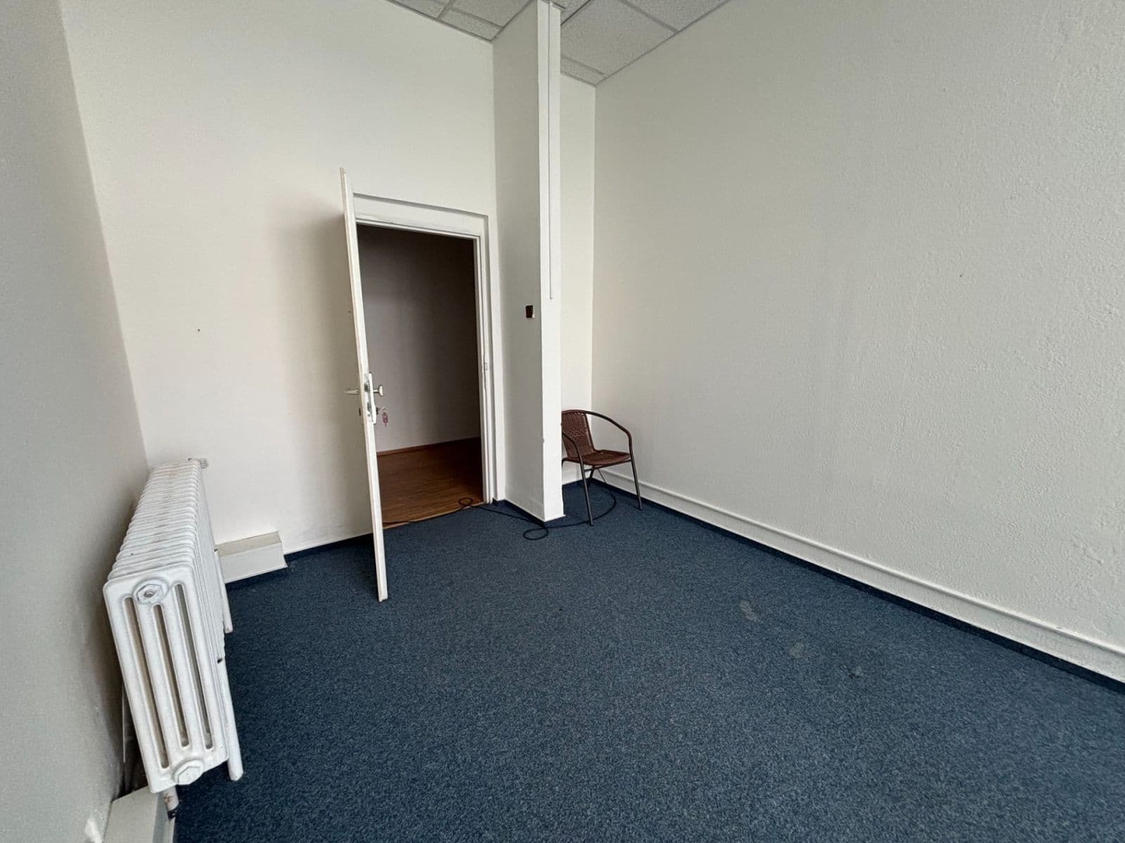 Pronájem kanceláře 20 m², Štúrova, Praha, Praha Pronájem kanceláře 20 m², Štúrova, Praha, Praha