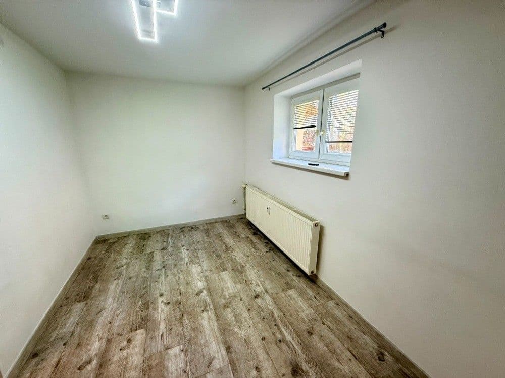 Pronájem bytu 1+kk 26 m², Herbenova, Ústí nad Labem, Ústecký kraj Pronájem bytu 1+kk 26 m², Herbenova, Ústí nad Labem, Ústecký kraj