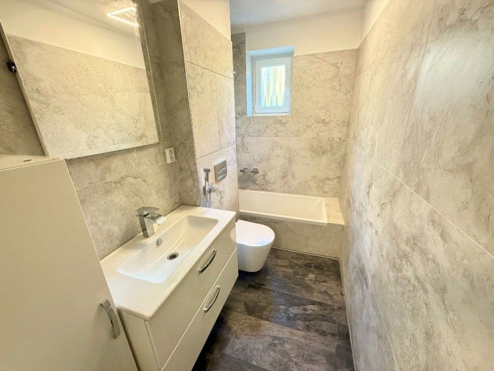 Pronájem bytu 1+kk 26 m², Herbenova, Ústí nad Labem, Ústecký kraj Pronájem bytu 1+kk 26 m², Herbenova, Ústí nad Labem, Ústecký kraj