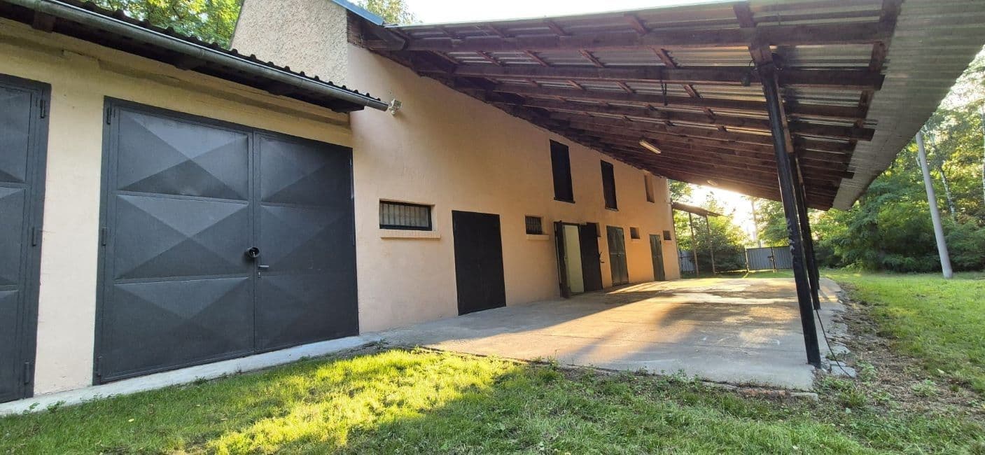 Prodej domu 240 m², pozemek 8.000 m², Velvary, Středočeský kraj Prodej domu 240 m², pozemek 8.000 m², Velvary, Středočeský kraj