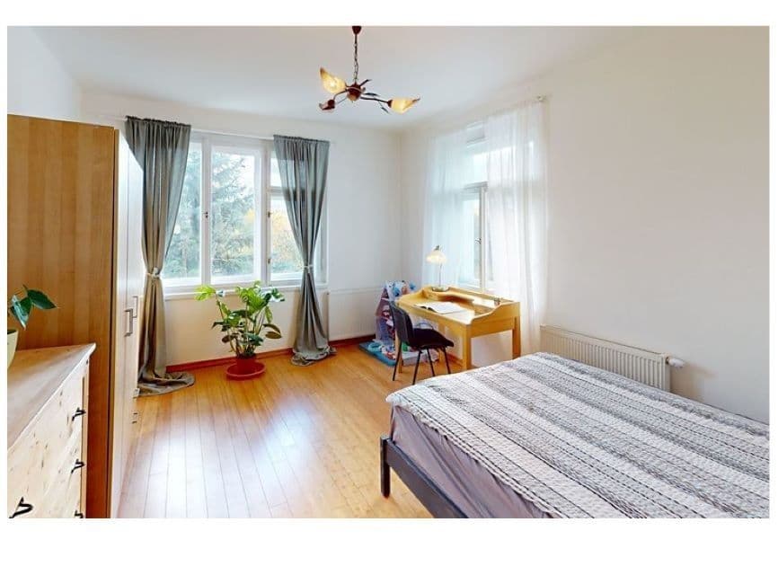 Prodej domu 240 m², pozemek 8.000 m², Velvary, Středočeský kraj Prodej domu 240 m², pozemek 8.000 m², Velvary, Středočeský kraj