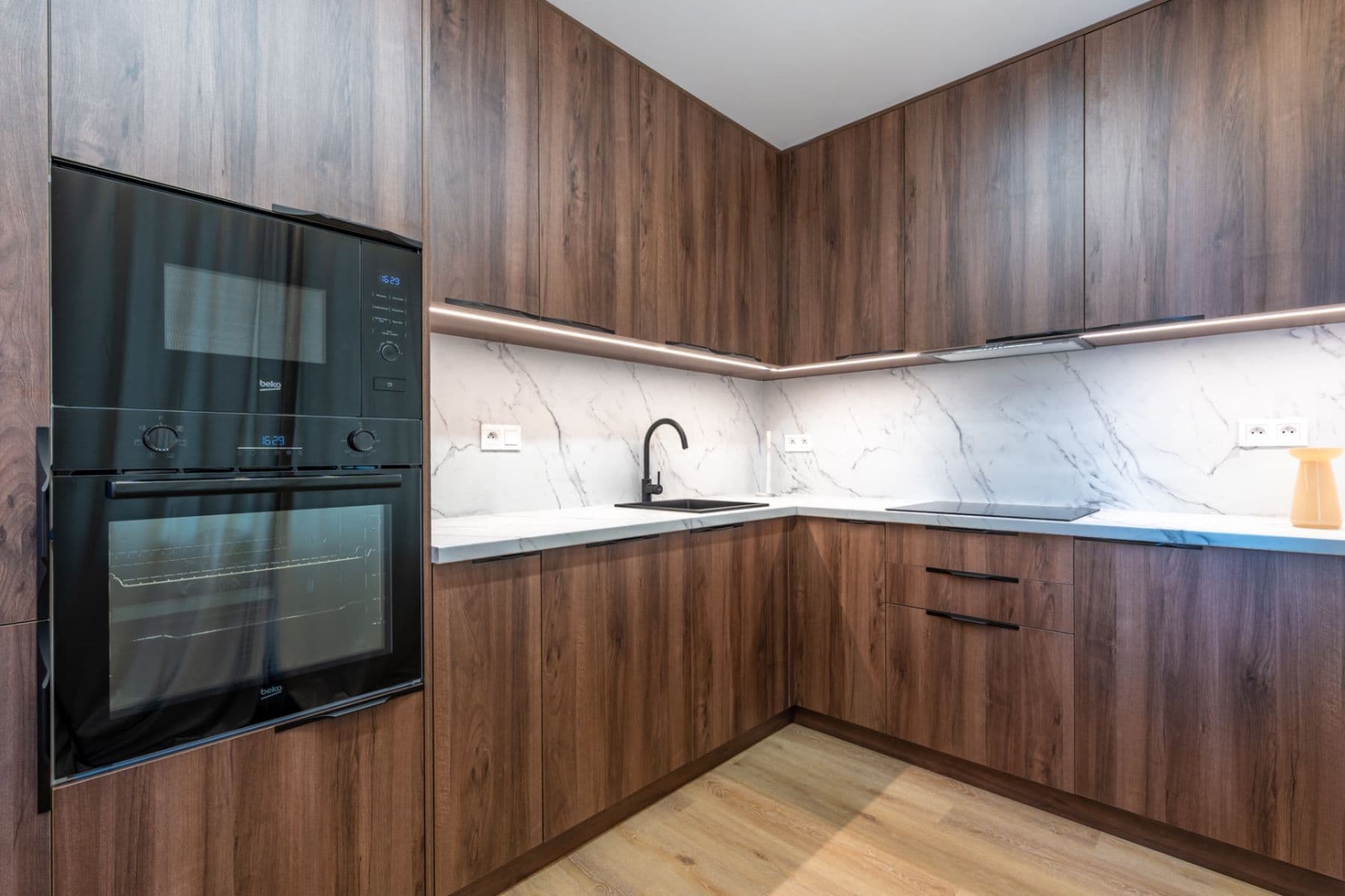 Prodej bytu 3+kk 70 m², Jižní, Olomouc, Olomoucký kraj Prodej bytu 3+kk 70 m², Jižní, Olomouc, Olomoucký kraj