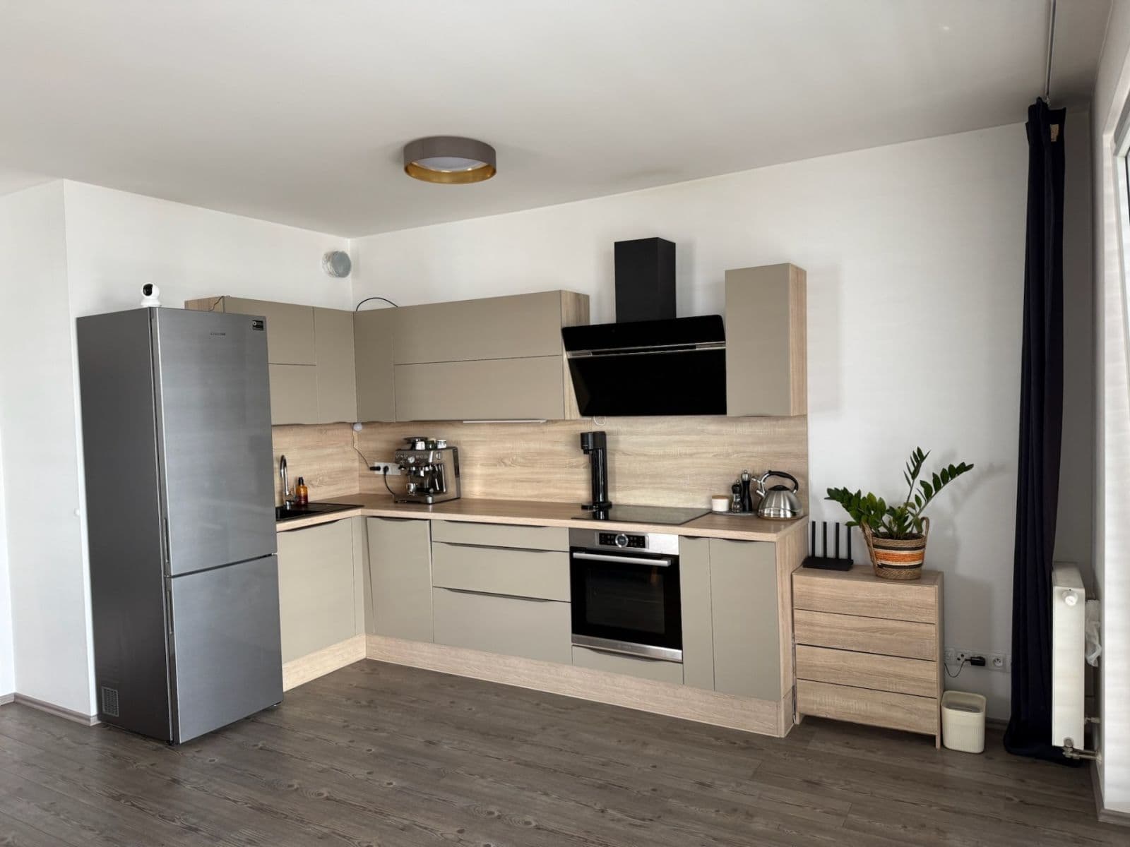 Pronájem bytu 3+kk 68 m², Emy Destinové, Jinočany, Středočeský kraj Pronájem bytu 3+kk 68 m², Emy Destinové, Jinočany, Středočeský kraj