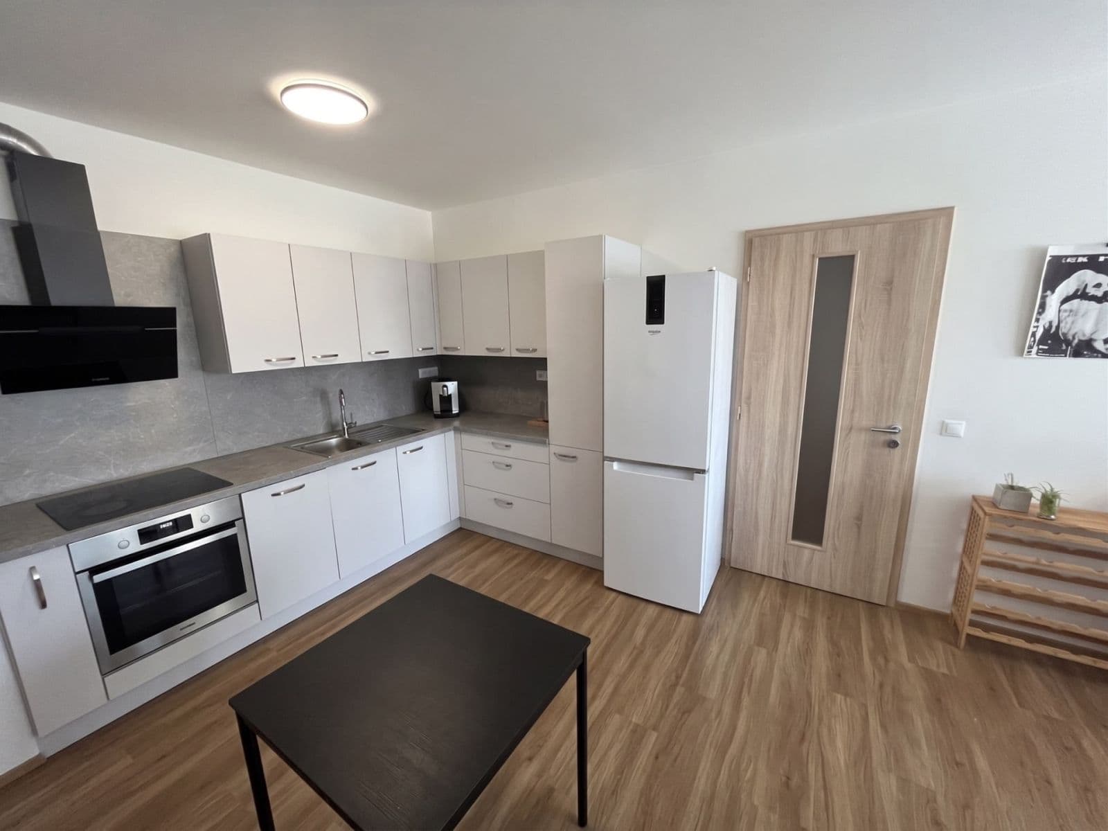 Pronájem bytu 2+kk 47 m², 17. listopadu, Jihlava, Kraj Vysočina Pronájem bytu 2+kk 47 m², 17. listopadu, Jihlava, Kraj Vysočina