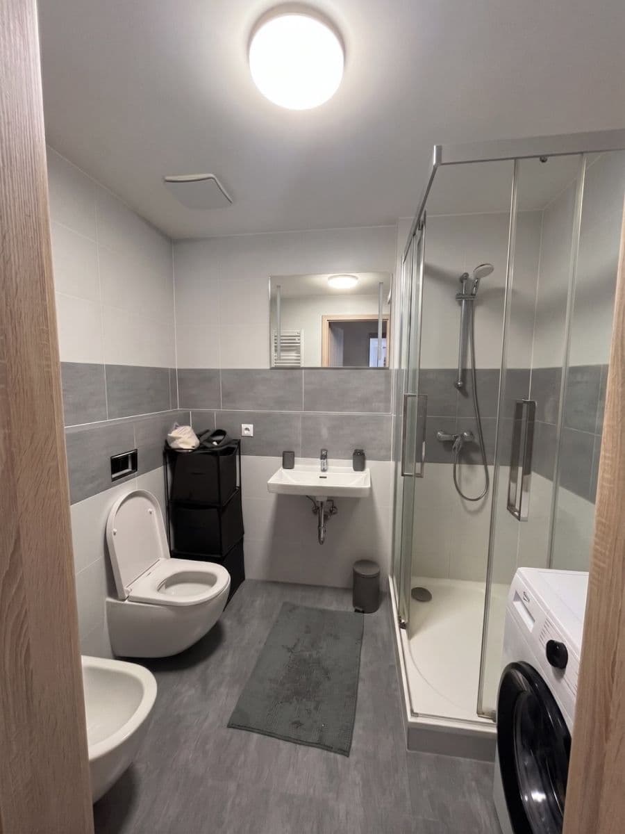 Pronájem bytu 2+kk 47 m², 17. listopadu, Jihlava, Kraj Vysočina Pronájem bytu 2+kk 47 m², 17. listopadu, Jihlava, Kraj Vysočina