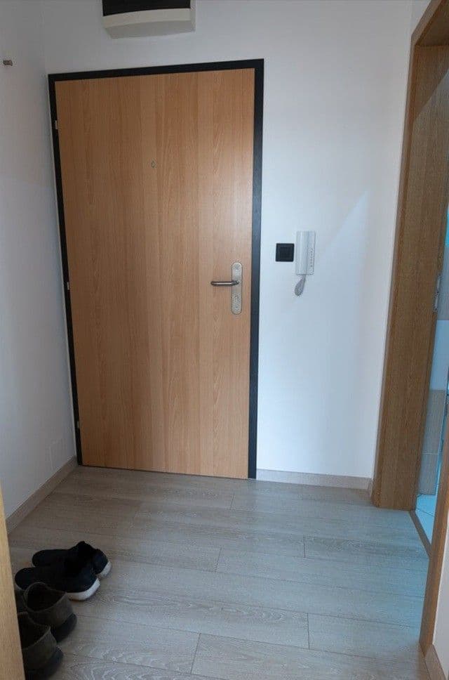 Prodej bytu 1+kk 35 m², Žitná, Hostivice, Středočeský kraj Prodej bytu 1+kk 35 m², Žitná, Hostivice, Středočeský kraj