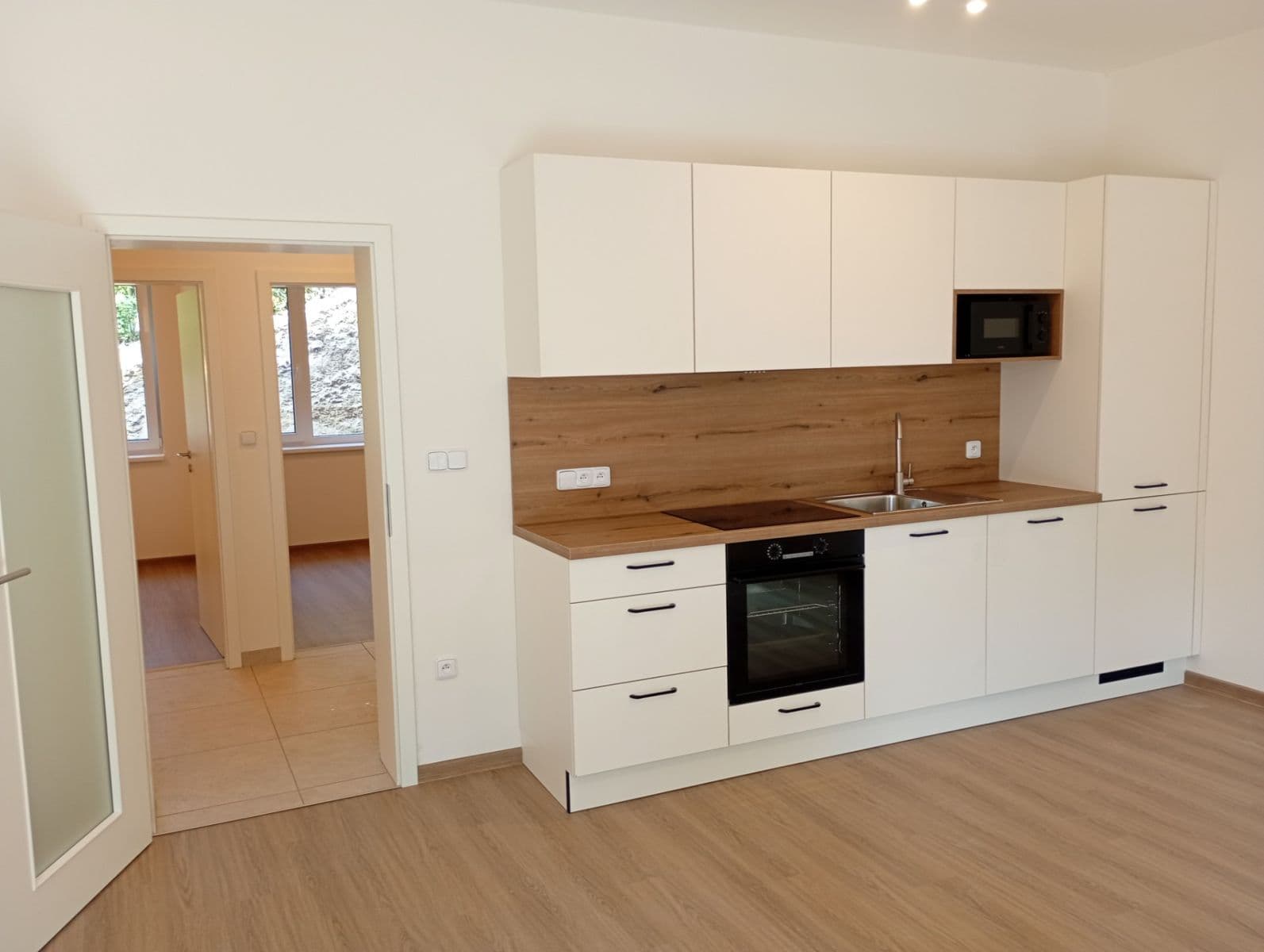 Pronájem bytu 3+kk 66 m², Libušino údolí, Brno, Jihomoravský kraj Pronájem bytu 3+kk 66 m², Libušino údolí, Brno, Jihomoravský kraj
