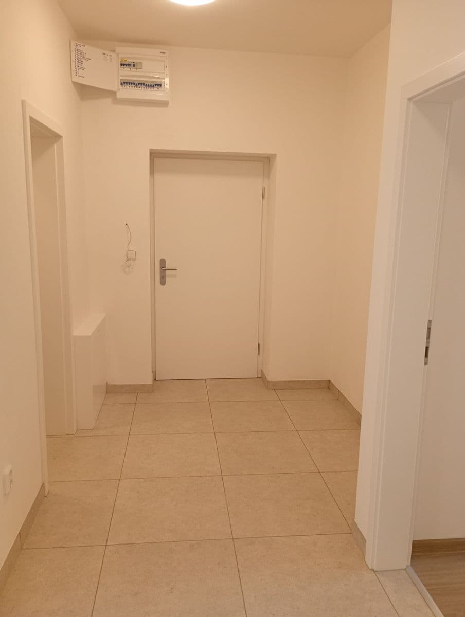 Pronájem bytu 3+kk 66 m², Libušino údolí, Brno, Jihomoravský kraj Pronájem bytu 3+kk 66 m², Libušino údolí, Brno, Jihomoravský kraj