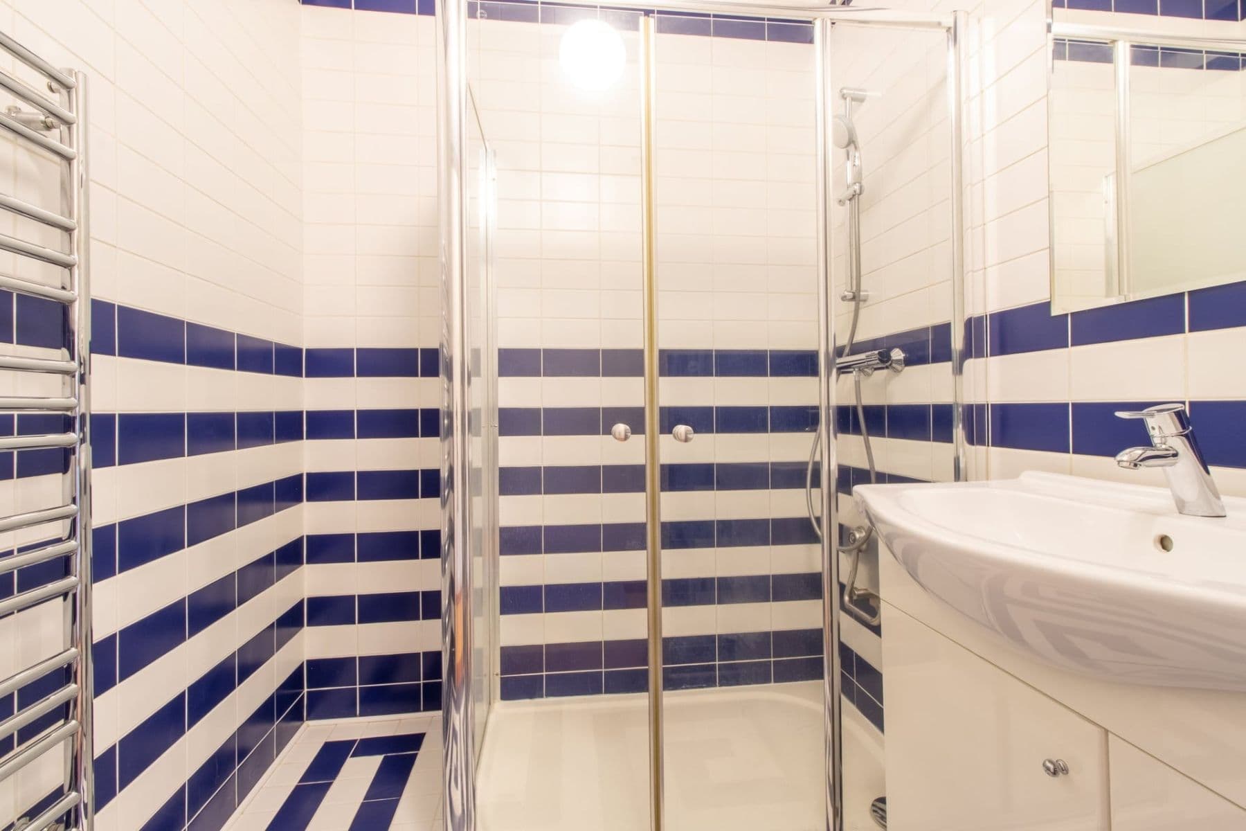 Pronájem bytu 2+1 75 m², Krupská, Praha, Praha Pronájem bytu 2+1 75 m², Krupská, Praha, Praha