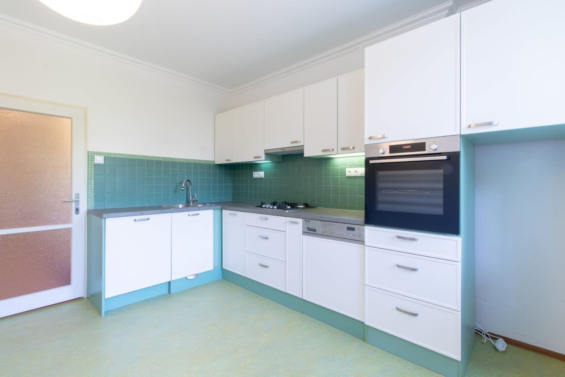 Pronájem bytu 2+1 75 m², Krupská, Praha, Praha Pronájem bytu 2+1 75 m², Krupská, Praha, Praha