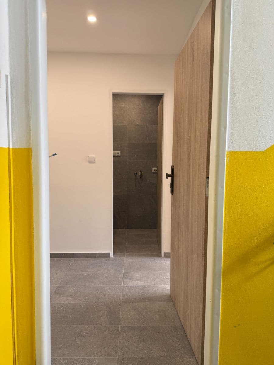 Pronájem bytu 3+1 55 m², Velká Hradební, Ústí nad Labem, Ústecký kraj Pronájem bytu 3+1 55 m², Velká Hradební, Ústí nad Labem, Ústecký kraj