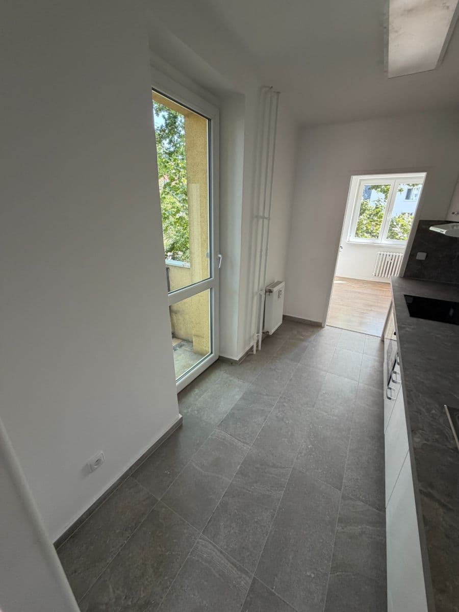 Pronájem bytu 3+1 55 m², Velká Hradební, Ústí nad Labem, Ústecký kraj Pronájem bytu 3+1 55 m², Velká Hradební, Ústí nad Labem, Ústecký kraj