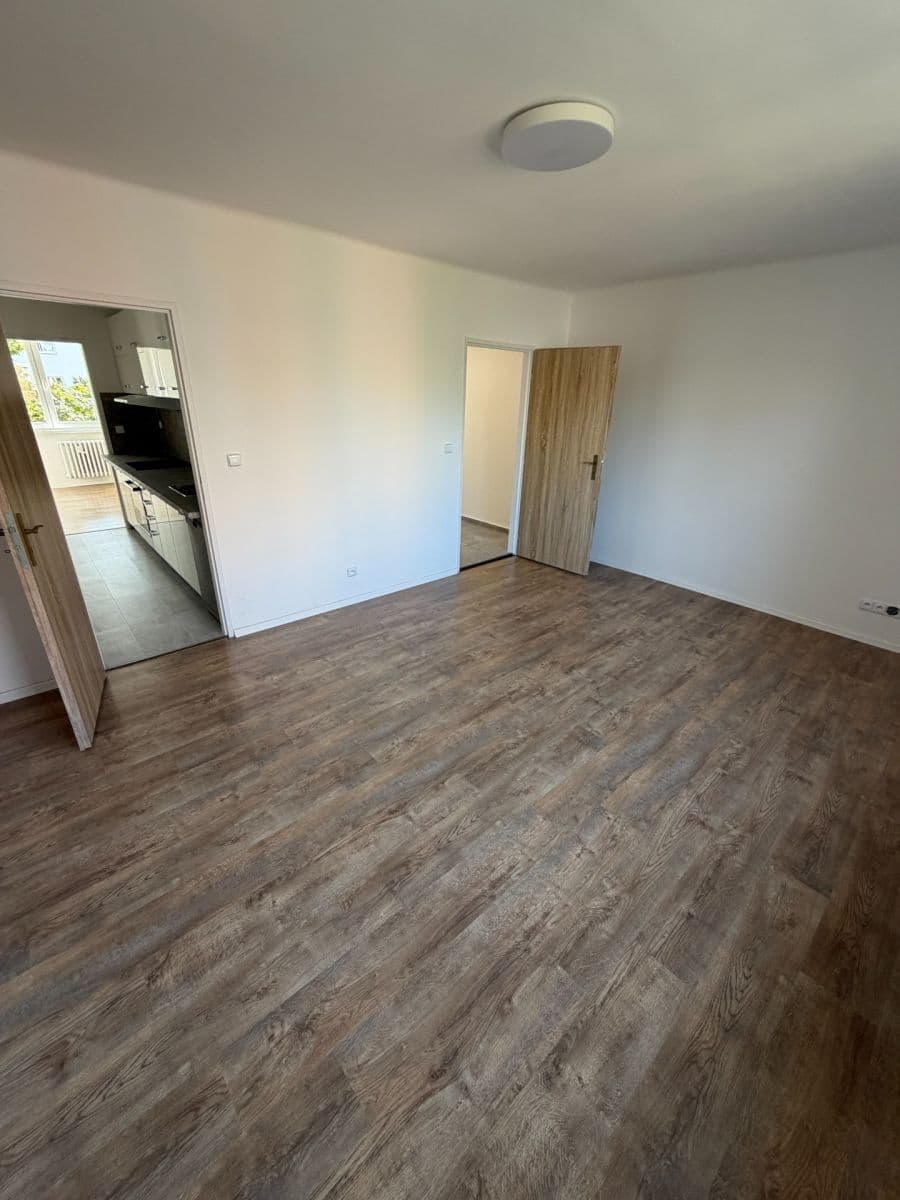 Pronájem bytu 3+1 55 m², Velká Hradební, Ústí nad Labem, Ústecký kraj Pronájem bytu 3+1 55 m², Velká Hradební, Ústí nad Labem, Ústecký kraj