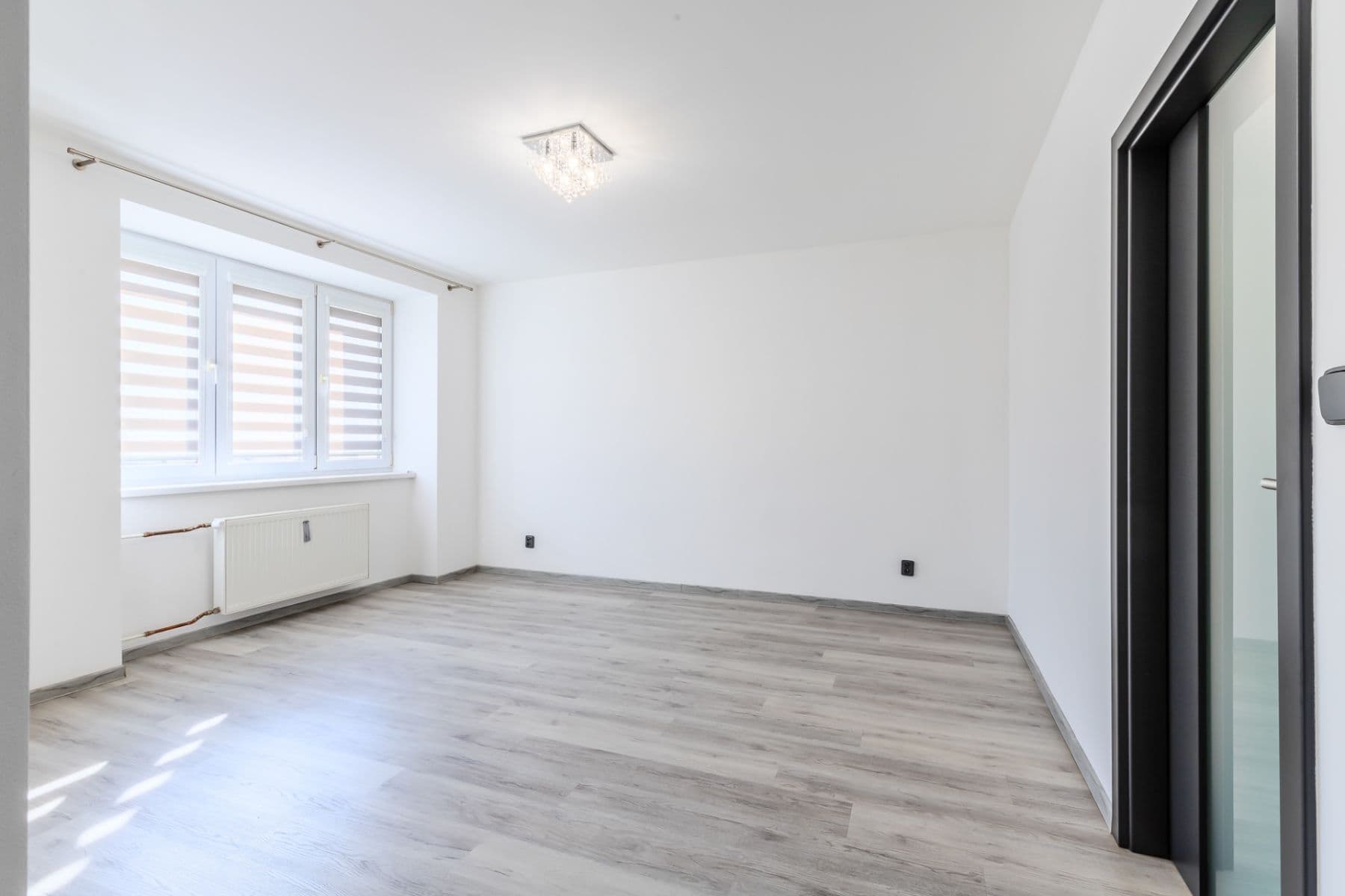 Pronájem bytu 2+1 67 m², gen. Píky, Kladno, Středočeský kraj Pronájem bytu 2+1 67 m², gen. Píky, Kladno, Středočeský kraj
