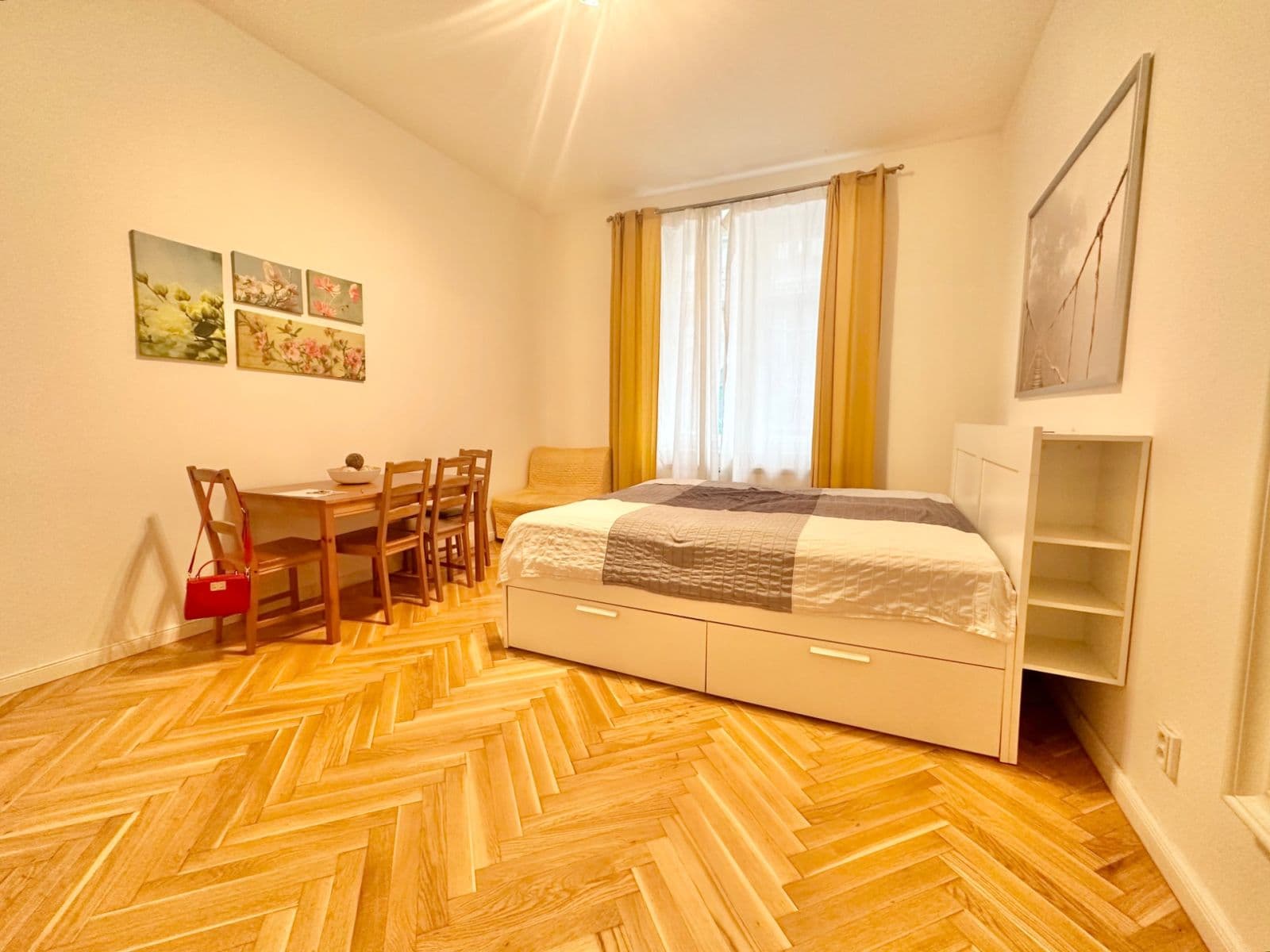 Pronájem bytu 1+kk 37 m², Šimáčkova, Praha, Praha Pronájem bytu 1+kk 37 m², Šimáčkova, Praha, Praha